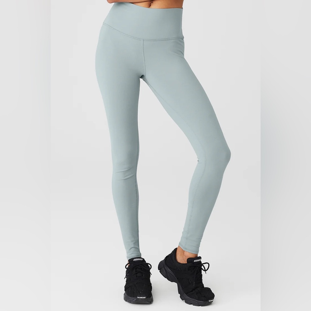 ALO High Waisted Airbrush Legging Size Small